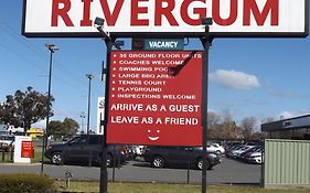 Rivergum Motel